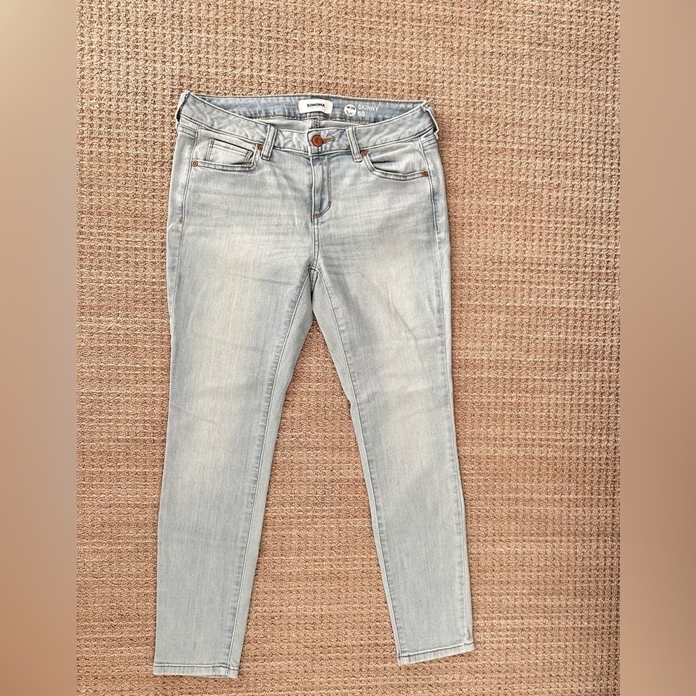 #281 Women’s Sonoma Good For Life Jeans in Light Wash Blue Size S/6.